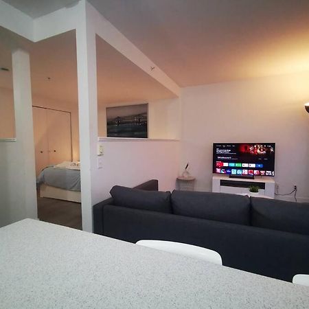 Apartament Lovely Studio In Longueuil, Near Downtown Montreal Zewnętrze zdjęcie